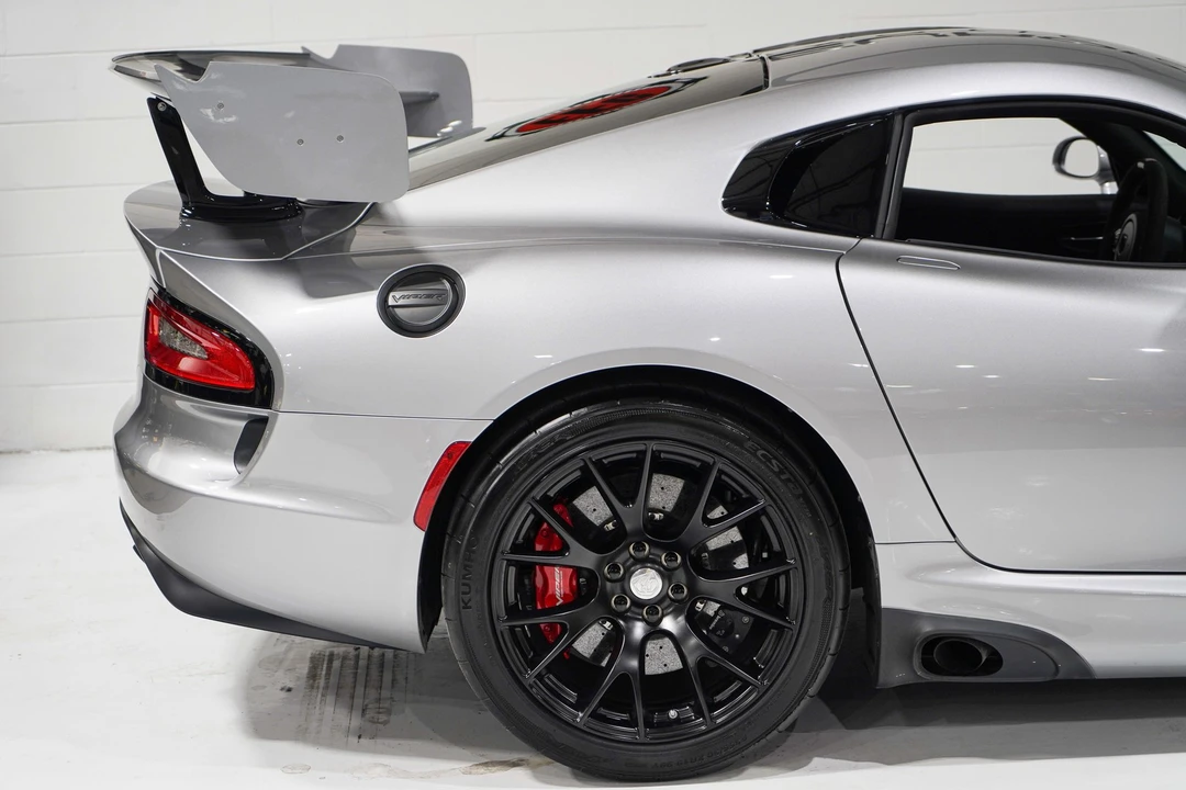 2016 Dodge Viper ACR 5th Gen - Image 21 of 31