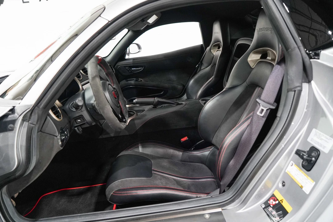 2016 Dodge Viper ACR 5th Gen - Image 8 of 31