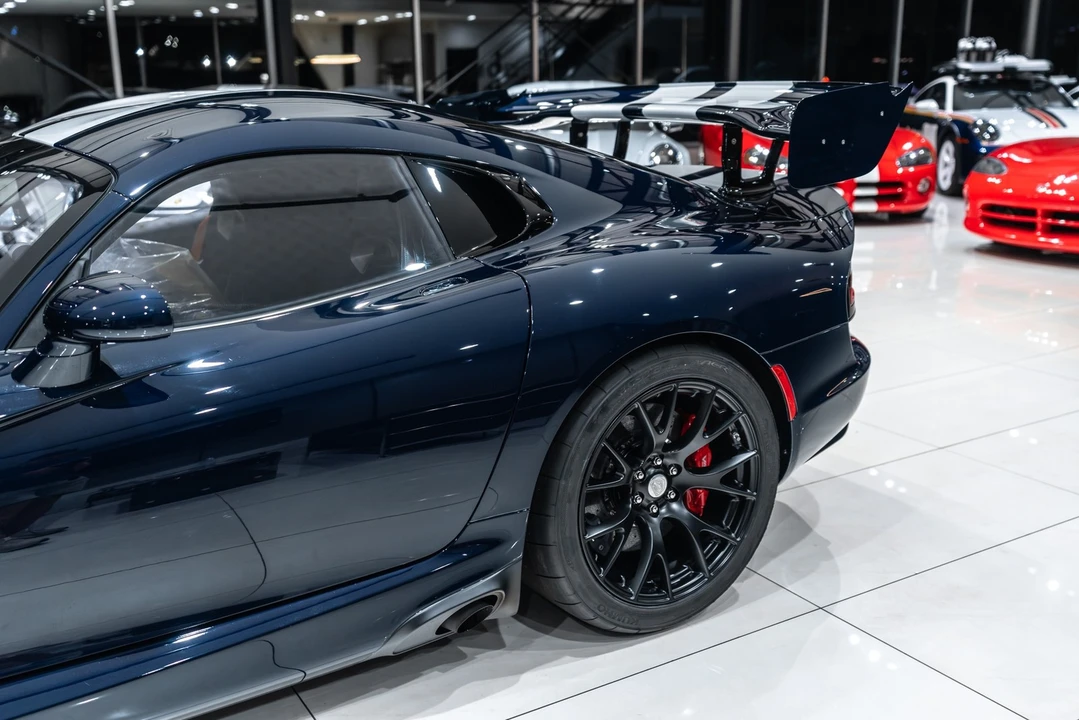 2016 Dodge Viper ACR 5th Gen - Image 18 of 31