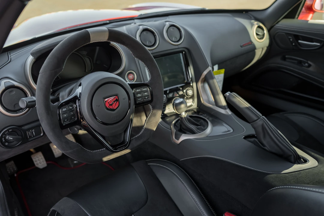 2016 Dodge Viper ACR 5th Gen - Image 5 of 31