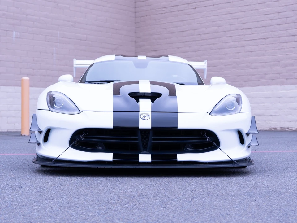 2016 Dodge Viper ACR 5th Gen - Image 3 of 31