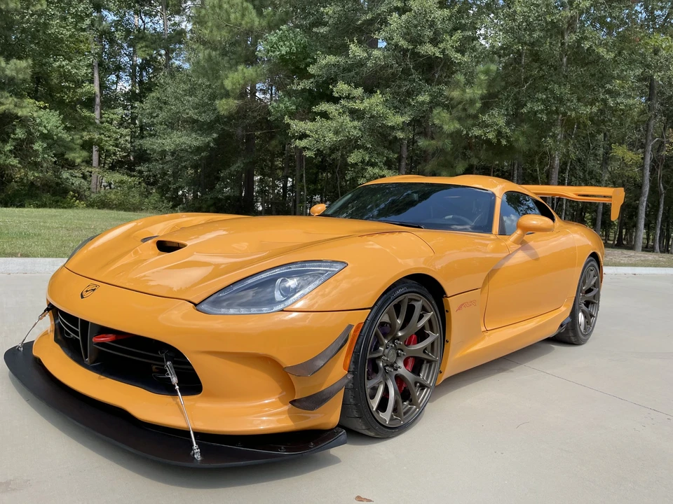 2016 Dodge Viper ACR 5th Gen - Image 17 of 31