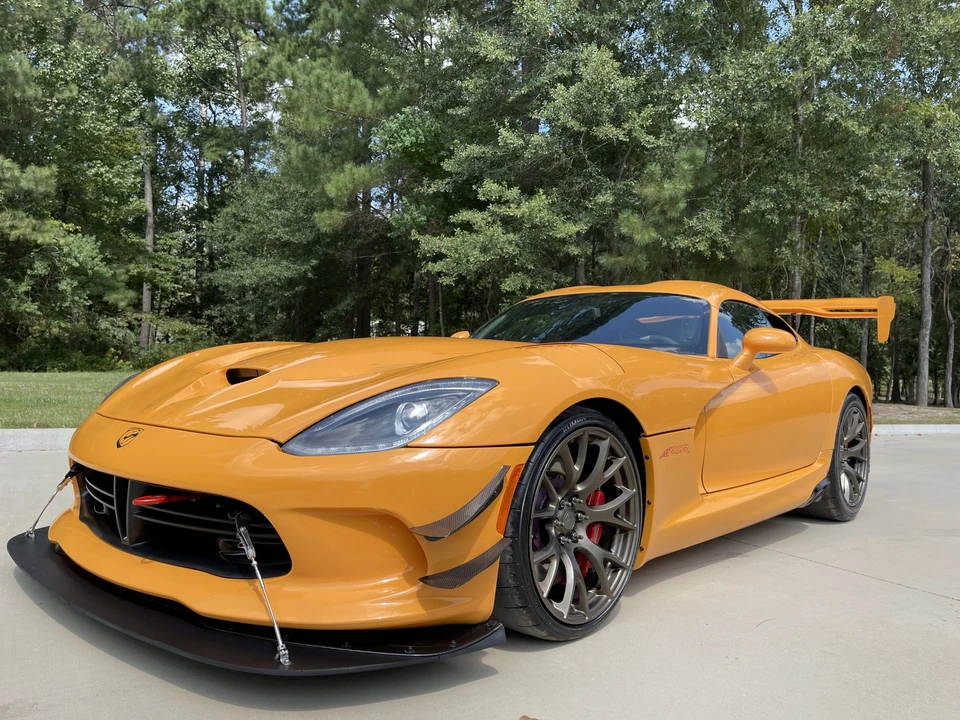 2016 Dodge Viper ACR 5th Gen - Image 16 of 31
