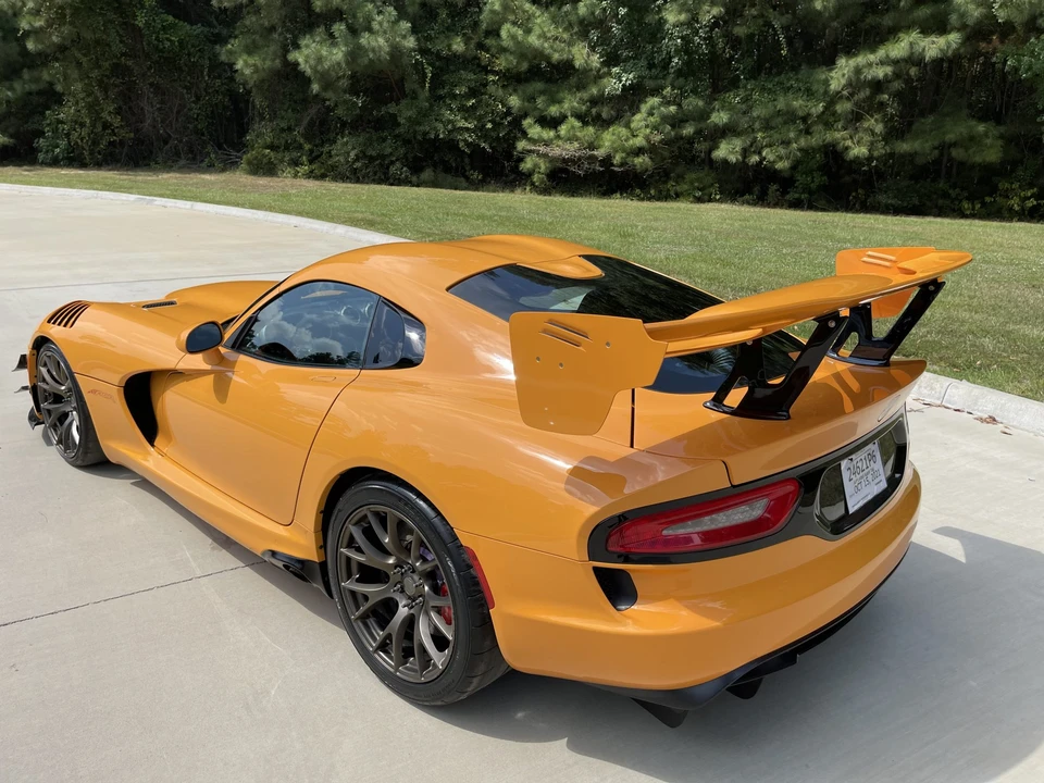 2016 Dodge Viper ACR 5th Gen - Image 14 of 31