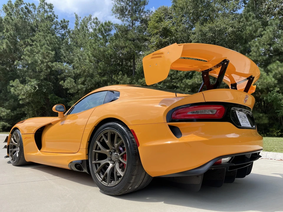 2016 Dodge Viper ACR 5th Gen - Image 10 of 31