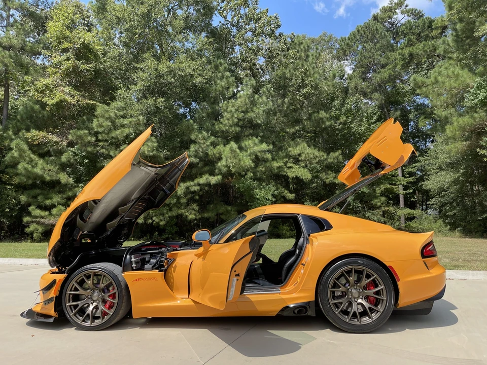2016 Dodge Viper ACR 5th Gen - Image 3 of 31