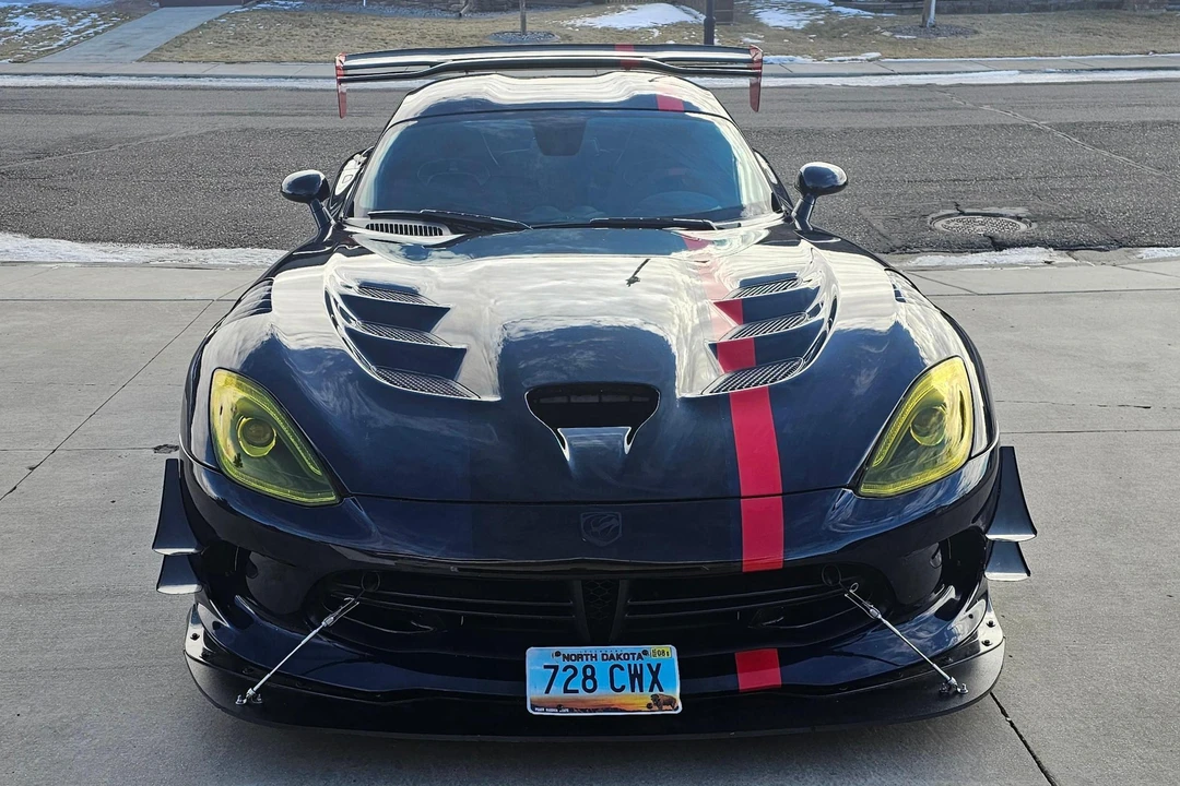 2016 Dodge Viper ACR 5th Gen - Image 2 of 31
