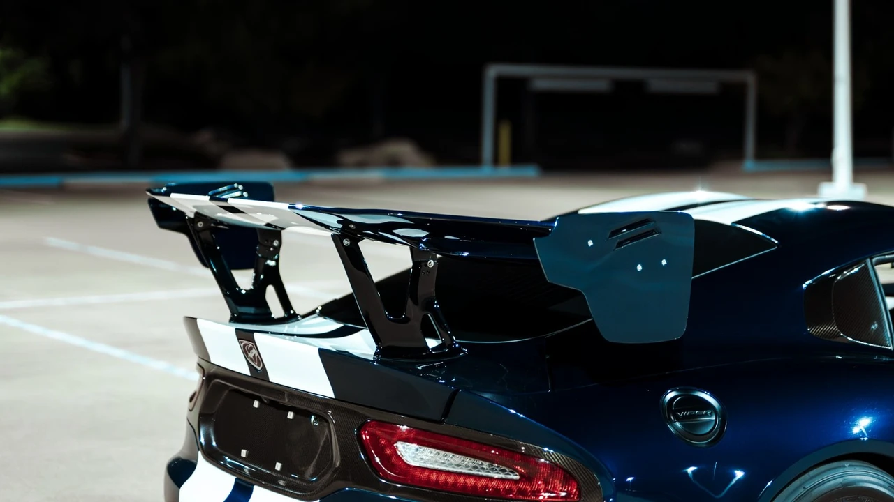 2016 Dodge Viper ACR 5th Gen - Image 5 of 11