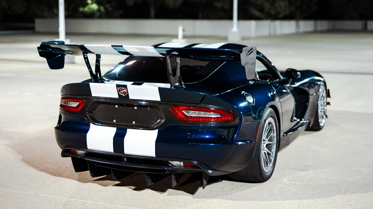 2016 Dodge Viper ACR 5th Gen - Image 6 of 11