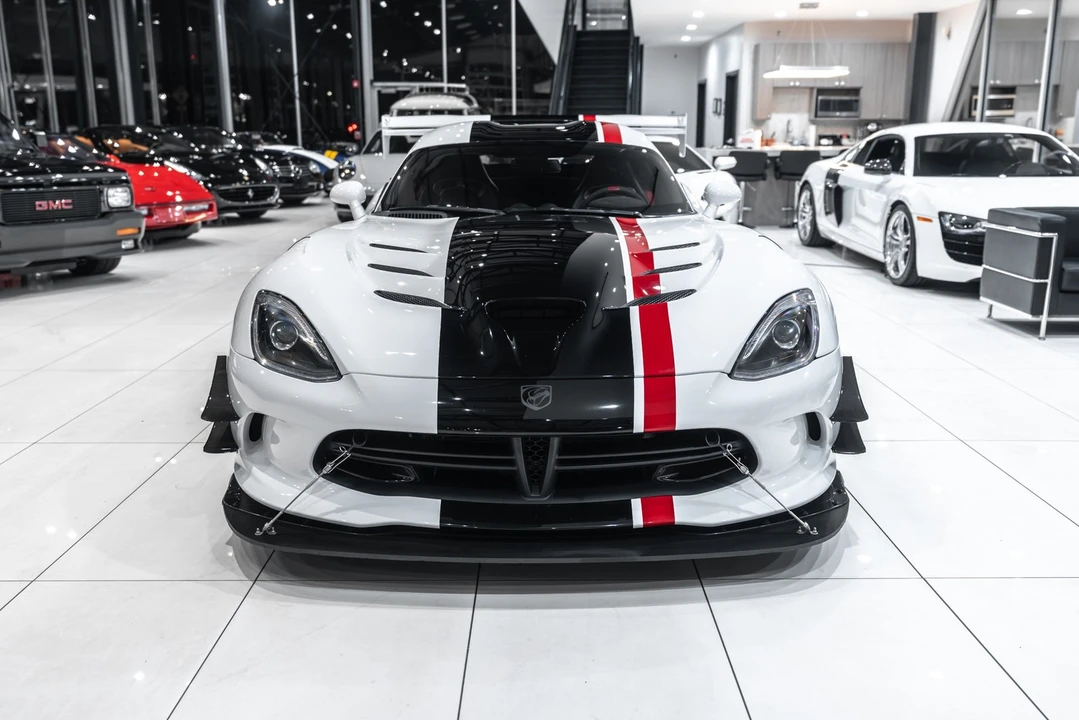 2016 Dodge Viper ACR 5th Gen - Image 7 of 31
