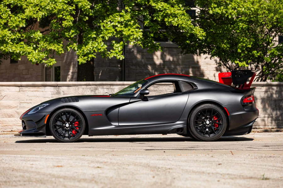 2016 Dodge Viper ACR 5th Gen - Image 2 of 31