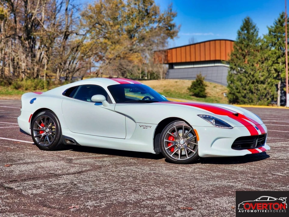 2016 Dodge Viper 5th Gen - Image 2 of 23