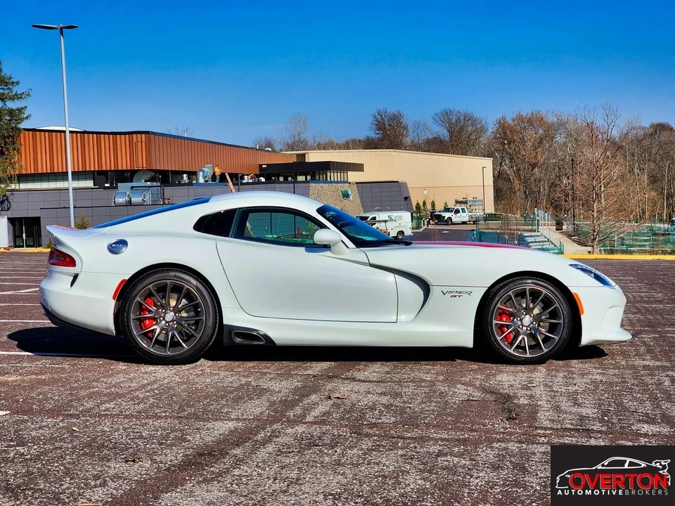 2016 Dodge Viper 5th Gen - Image 5 of 23