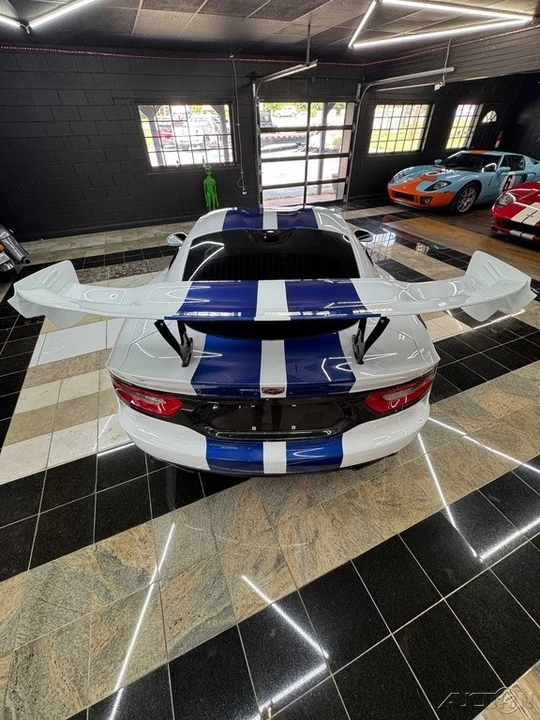 2016 Dodge Viper 5th Gen - Image 5 of 12
