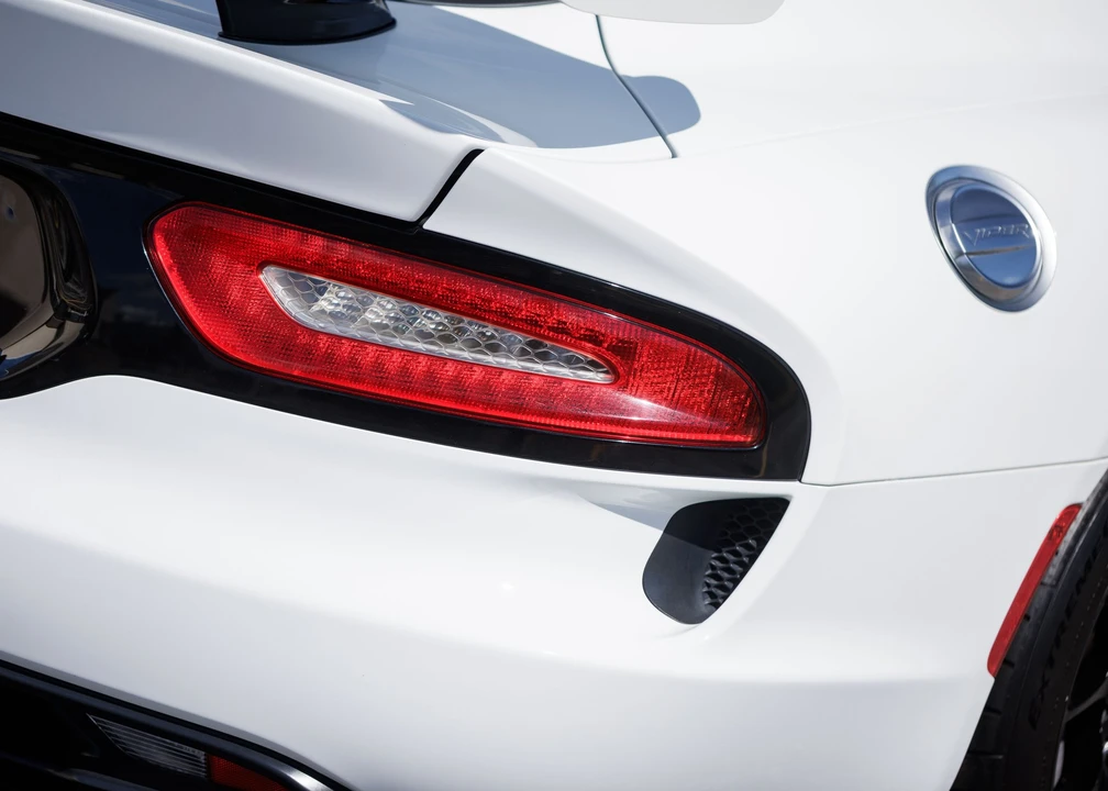 2016 Dodge Viper 5th Gen - Image 5 of 31