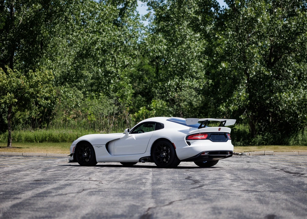 2016 Dodge Viper 5th Gen - Image 8 of 31
