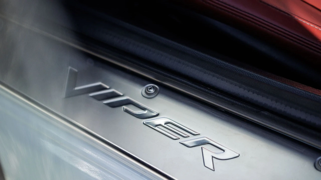 2016 Dodge Viper 5th Gen - Image 12 of 31