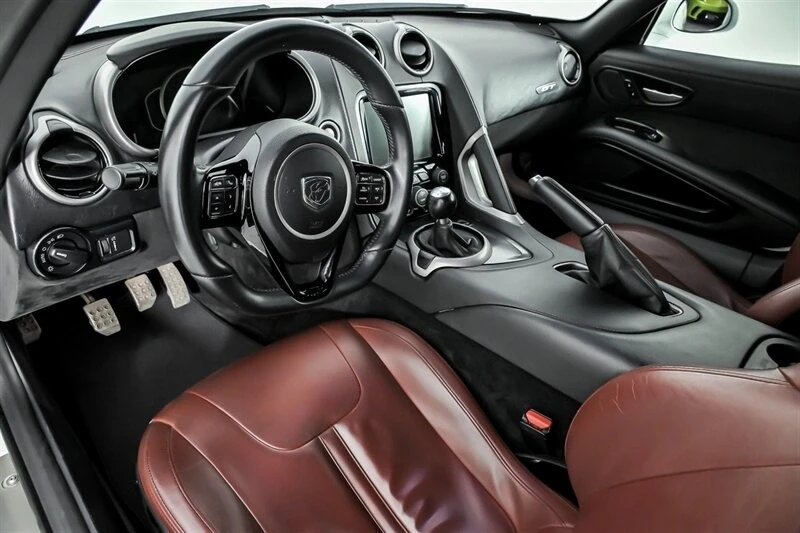 2016 Dodge Viper 5th Gen - Image 19 of 21