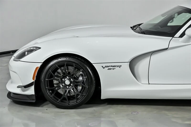 2016 Dodge Viper 5th Gen - Image 7 of 12