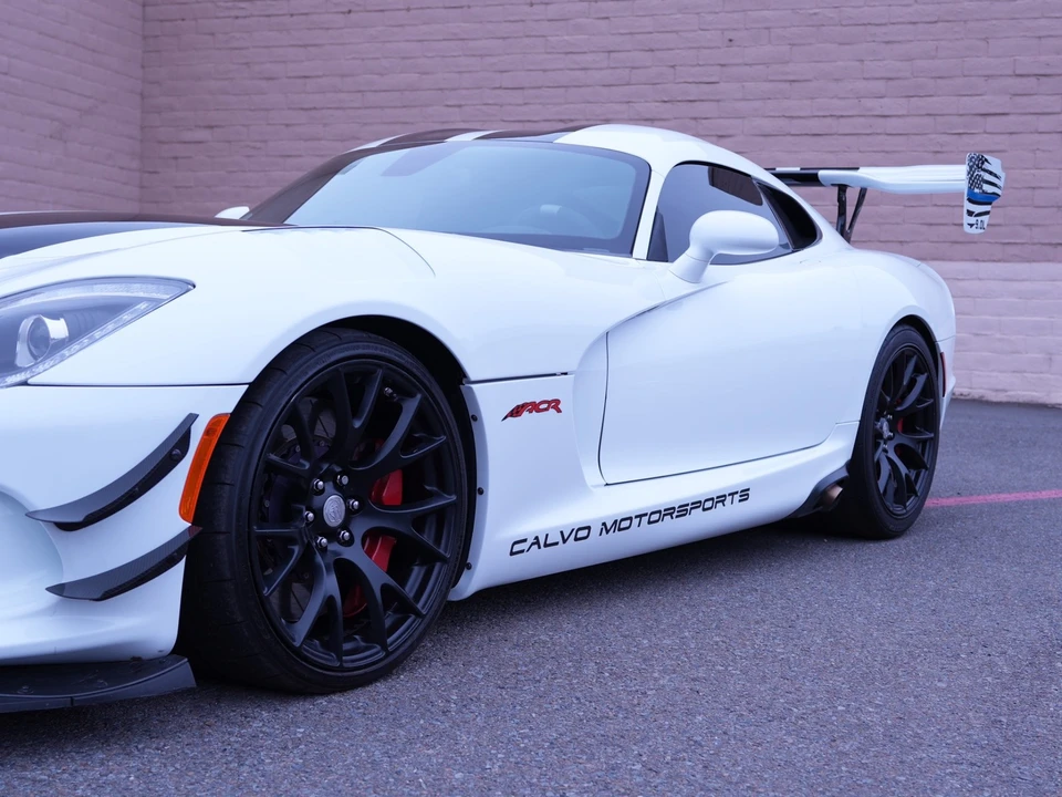 2016 Dodge Viper ACR 5th Gen - Image 4 of 31