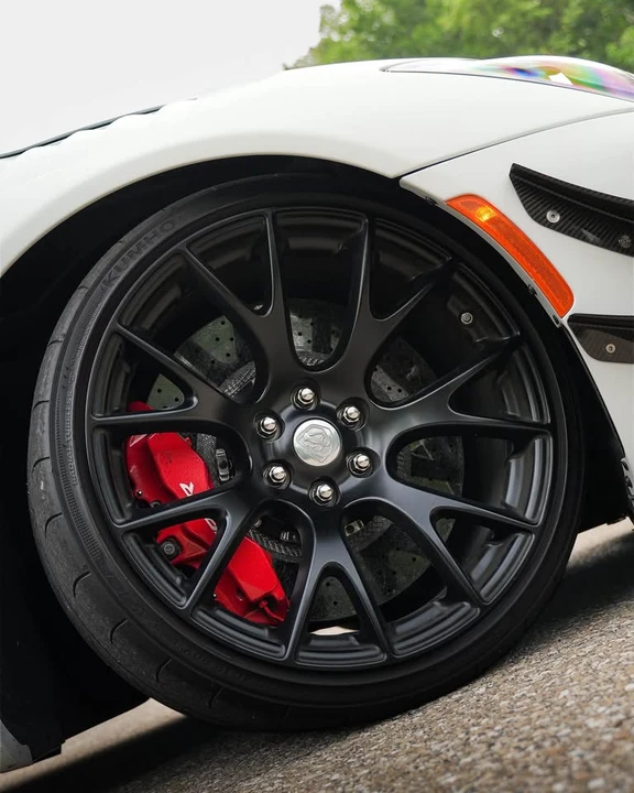 2016 Dodge Viper ACR 5th Gen - Image 2 of 18