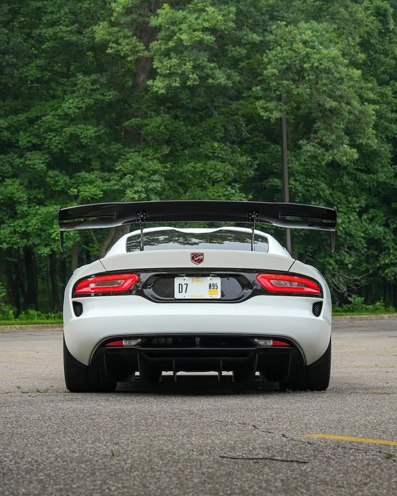2016 Dodge Viper ACR 5th Gen - Image 9 of 18