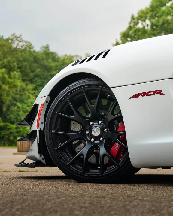 2016 Dodge Viper ACR 5th Gen - Image 5 of 18