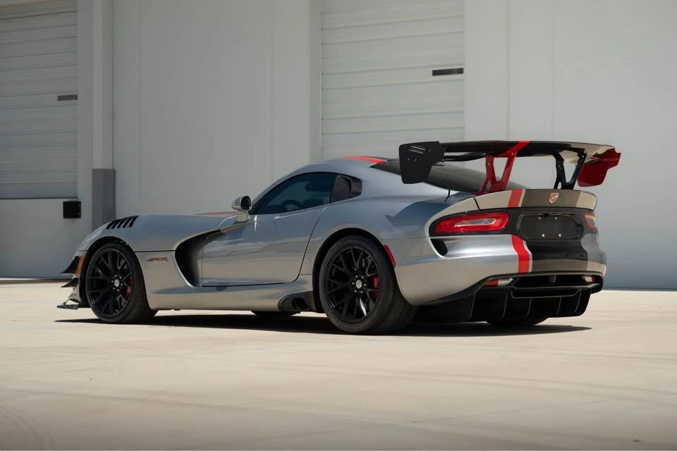 2016 Dodge Viper ACR 5th Gen - Image 5 of 12