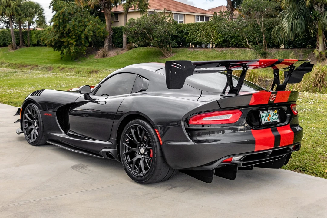 2016 Dodge Viper ACR 5th Gen - Image 3 of 31