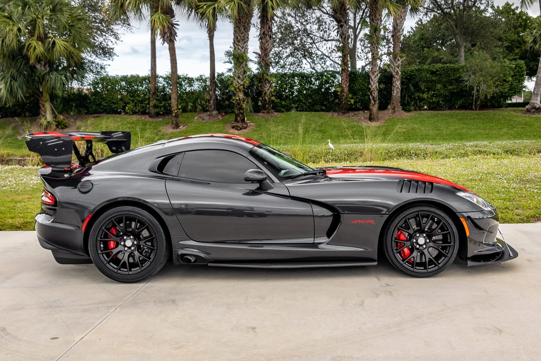 2016 Dodge Viper ACR 5th Gen - Image 6 of 31