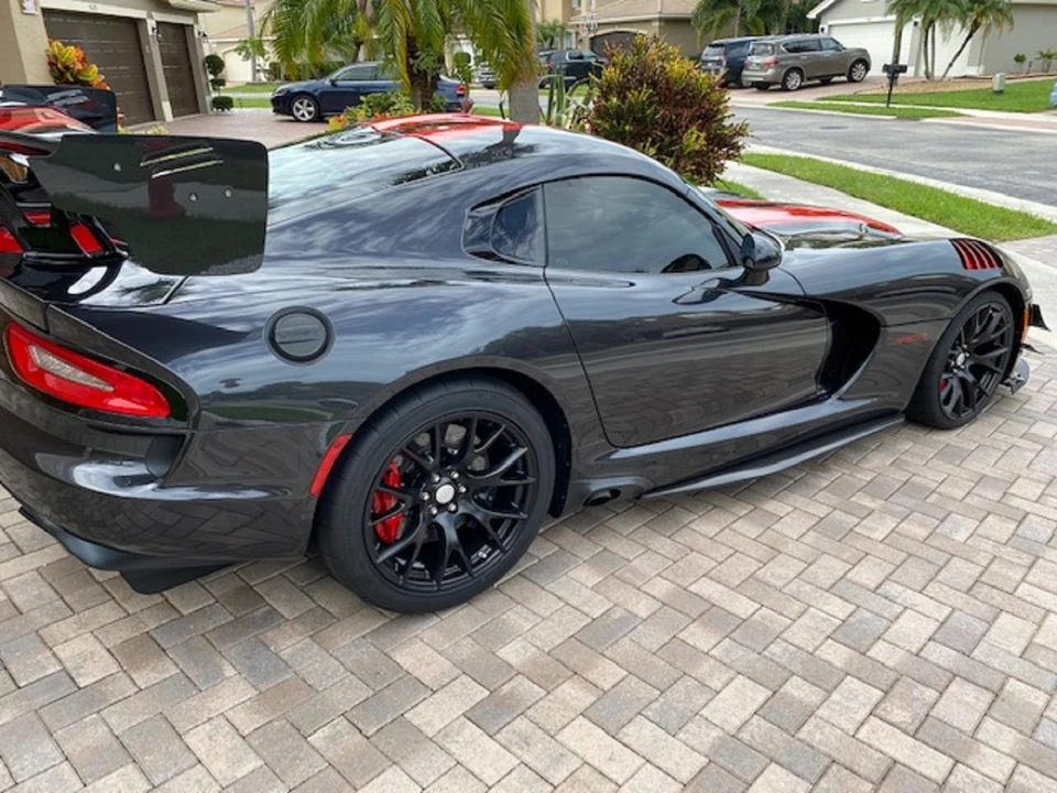 2016 Dodge Viper ACR 5th Gen - Image 16 of 31