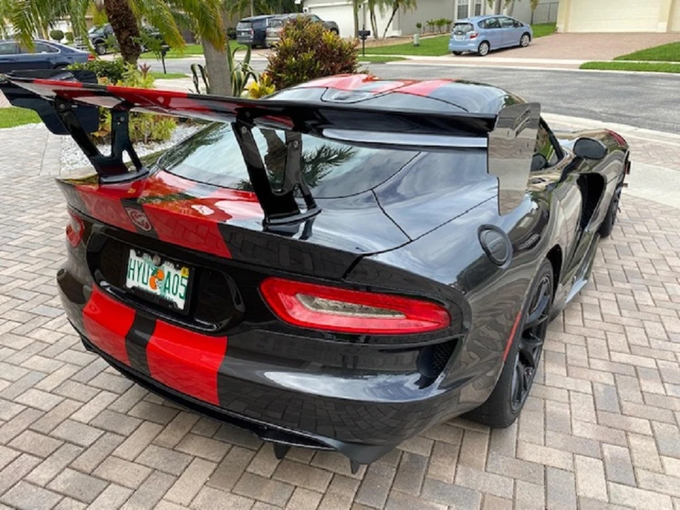2016 Dodge Viper ACR 5th Gen - Image 14 of 31
