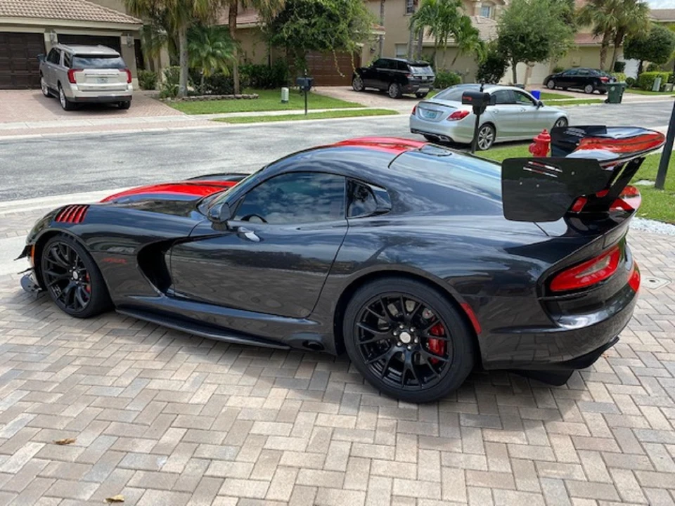 2016 Dodge Viper ACR 5th Gen - Image 11 of 31