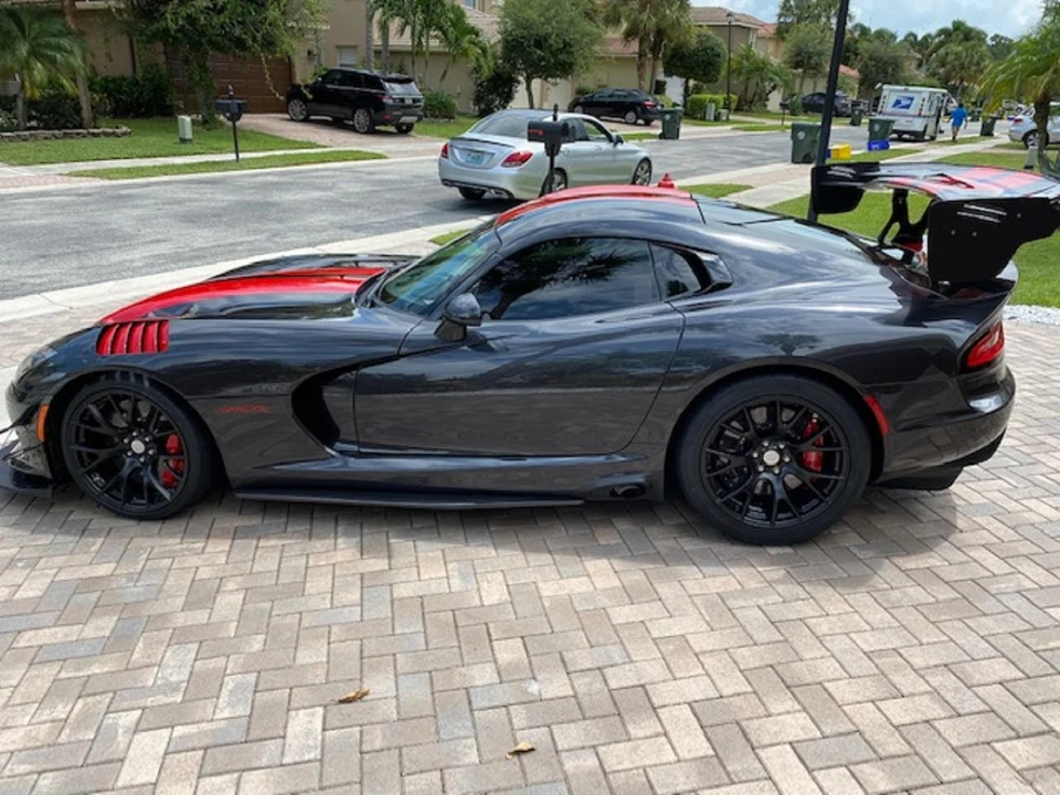 2016 Dodge Viper ACR 5th Gen - Image 10 of 31