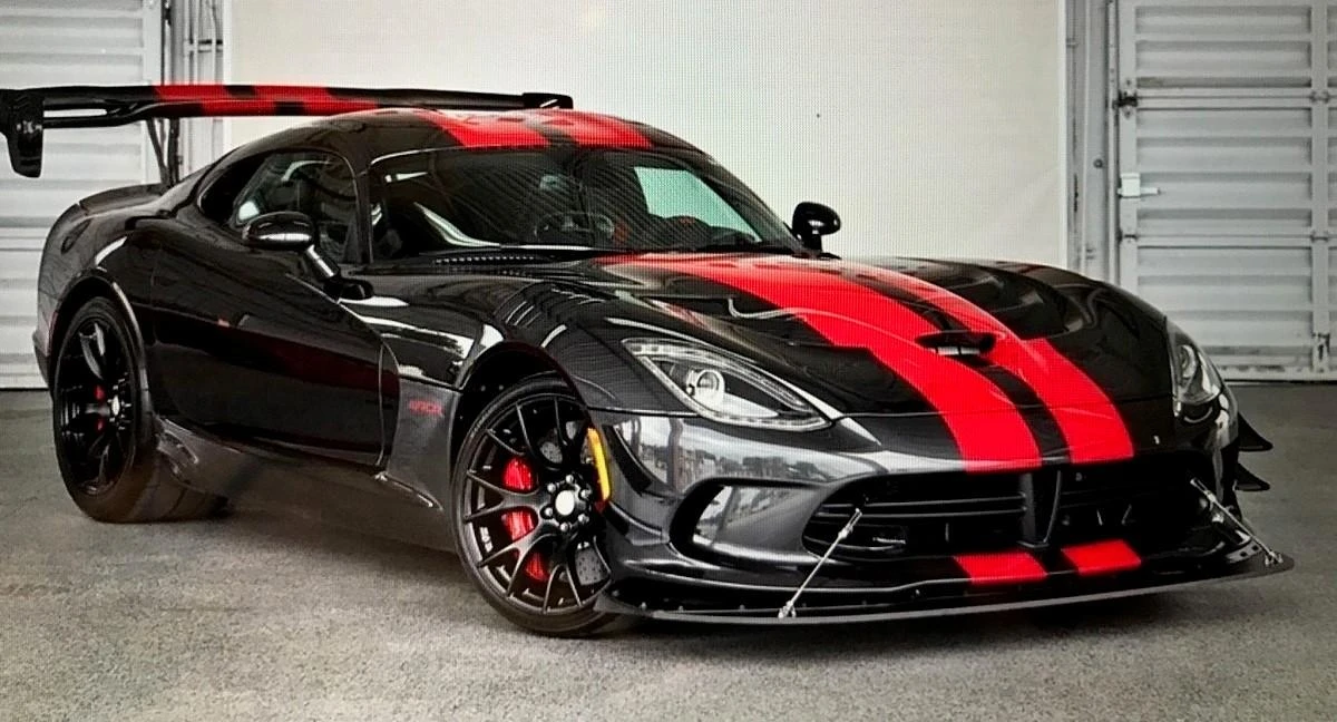 2016 Dodge Viper ACR 5th Gen - Image 2 of 31