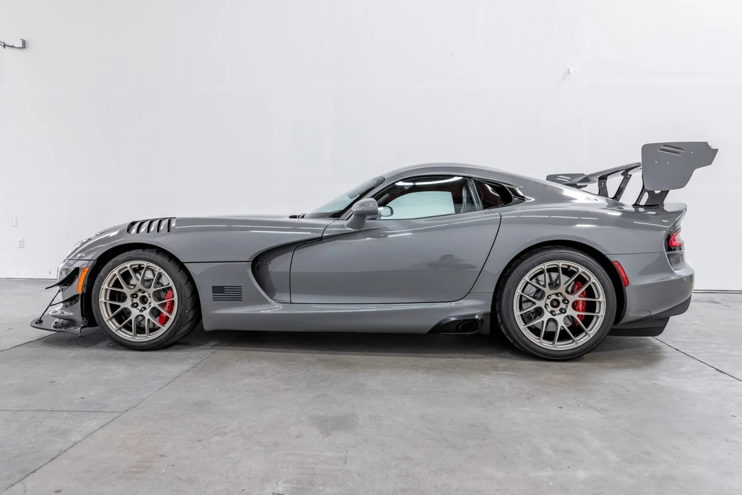 2016 Dodge Viper ACR 5th Gen - Image 7 of 31