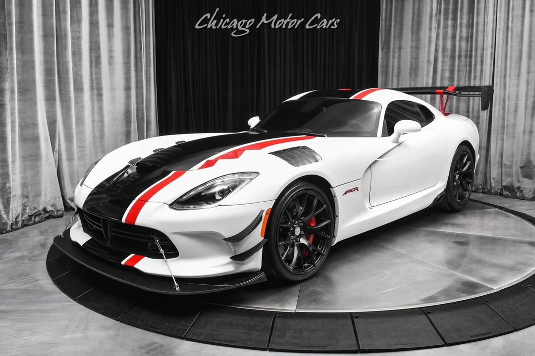 2016 Dodge Viper ACR 5th Gen - Image 2 of 12