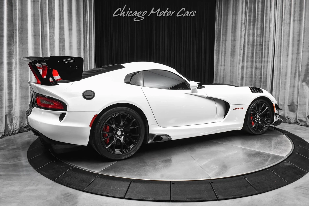2016 Dodge Viper ACR 5th Gen - Image 5 of 12