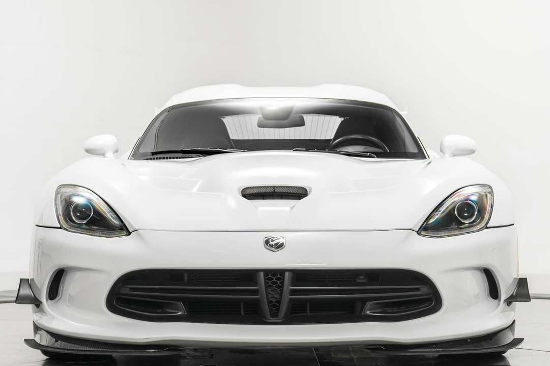 2016 Dodge Viper 5th Gen - Image 4 of 12