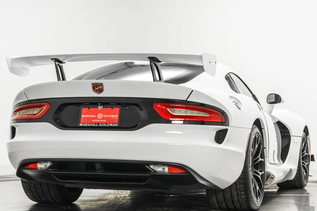 2016 Dodge Viper 5th Gen - Image 9 of 12