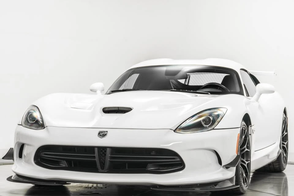 2016 Dodge Viper 5th Gen - Image 4 of 14