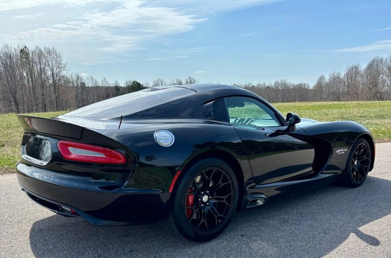 2016 Dodge Viper 5th Gen - Image 10 of 31