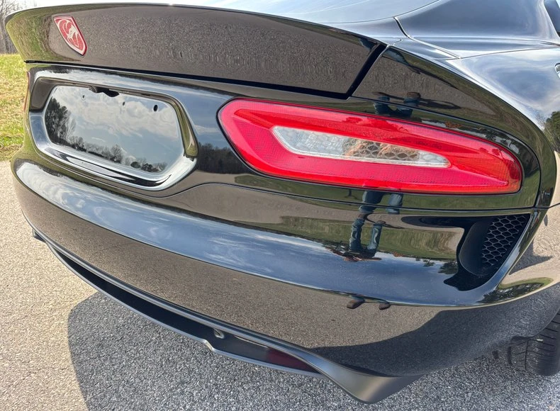2016 Dodge Viper 5th Gen - Image 28 of 31