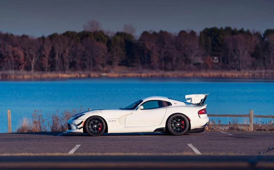 2016 Dodge Viper 5th Gen - Image 9 of 11