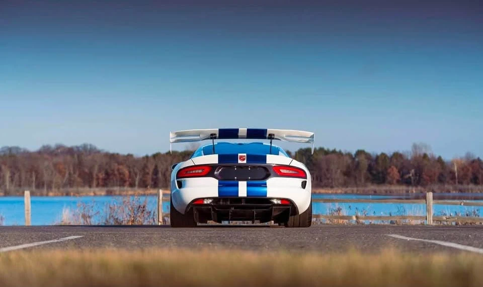 2016 Dodge Viper 5th Gen - Image 5 of 11