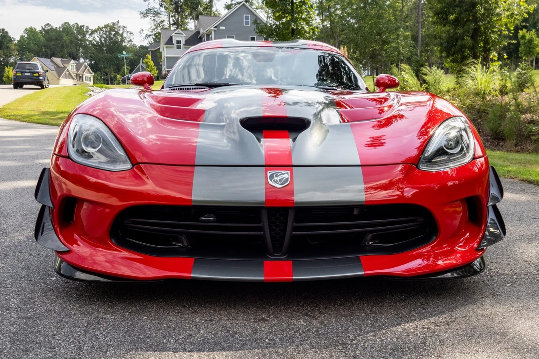 2016 Dodge Viper 5th Gen - Image 9 of 31