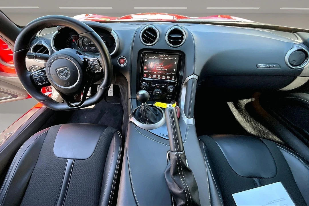 2016 Dodge Viper 5th Gen - Image 7 of 31