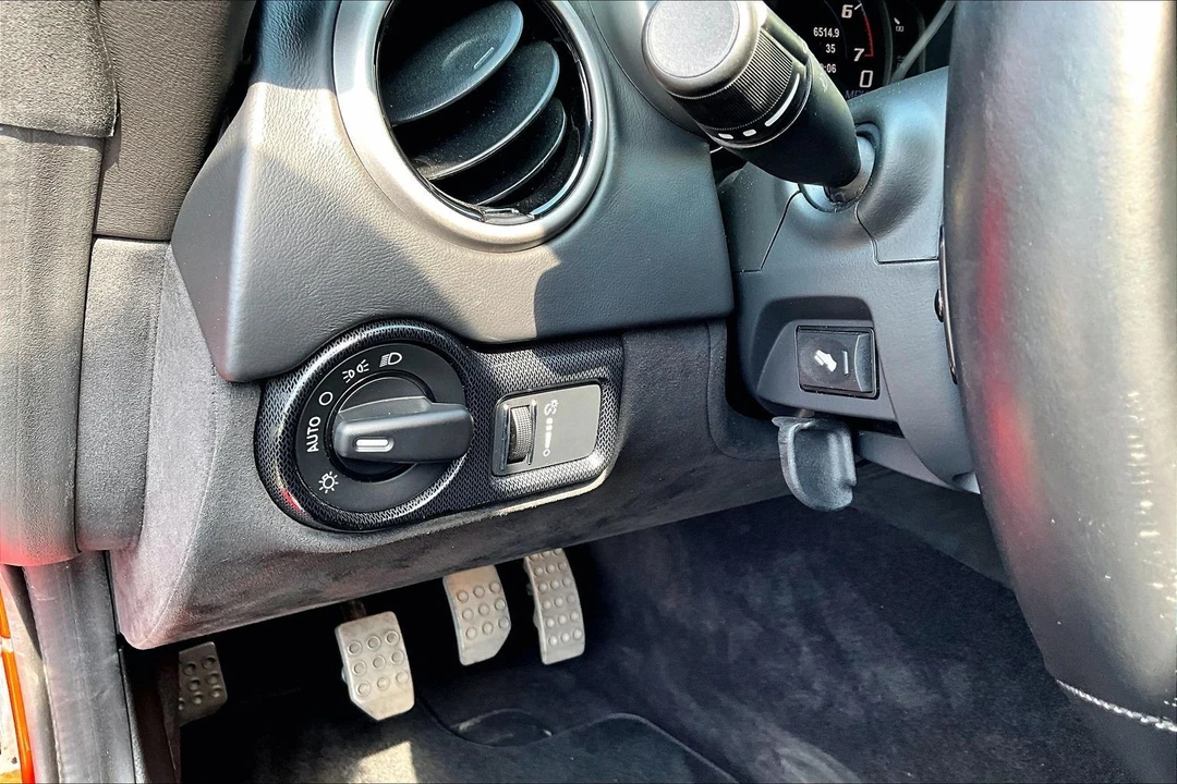 2016 Dodge Viper 5th Gen - Image 27 of 31
