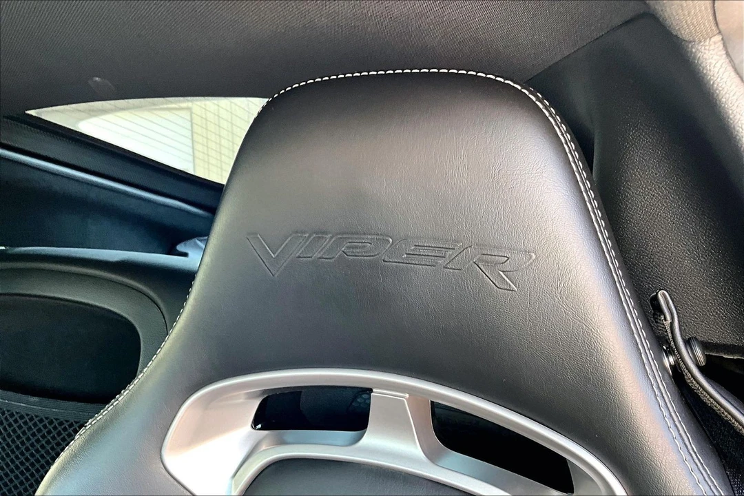 2016 Dodge Viper 5th Gen - Image 29 of 31