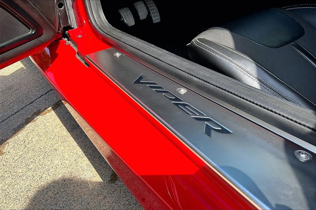 2016 Dodge Viper 5th Gen - Image 30 of 31